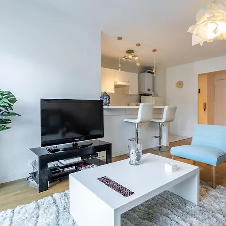 Cosy/la Defense 15min Walking15 Min Champs Elysees Lejlighed Puteaux