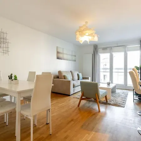 Cosy/la Defense 15min Walking15 Min Champs Elysees Puteaux