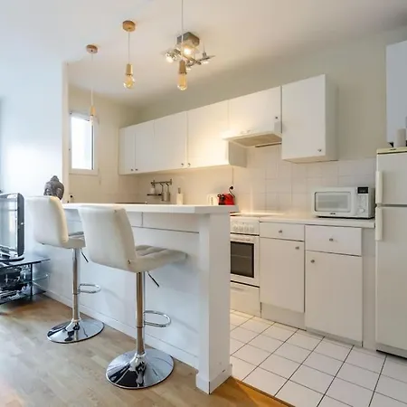 Cosy/la Defense 15min Walking15 Min Champs Elysees *
